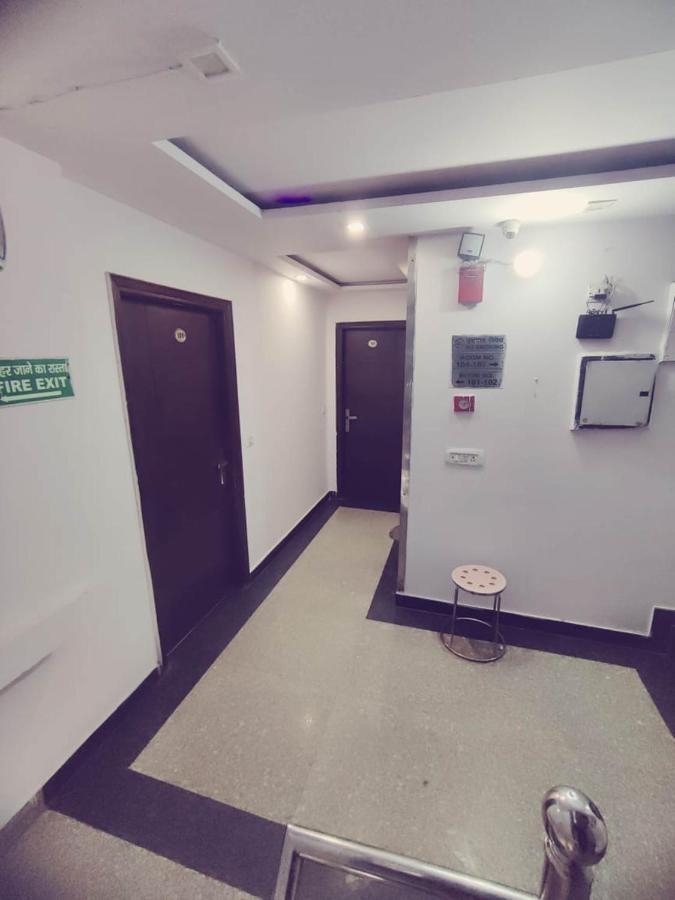 Hotel Saya Deluxe Near New Delhi Railway Station ' Dış mekan fotoğraf