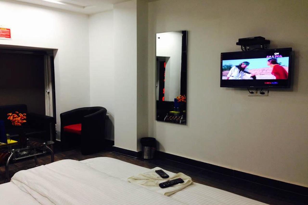 Hotel Saya Deluxe Near New Delhi Railway Station ' Dış mekan fotoğraf