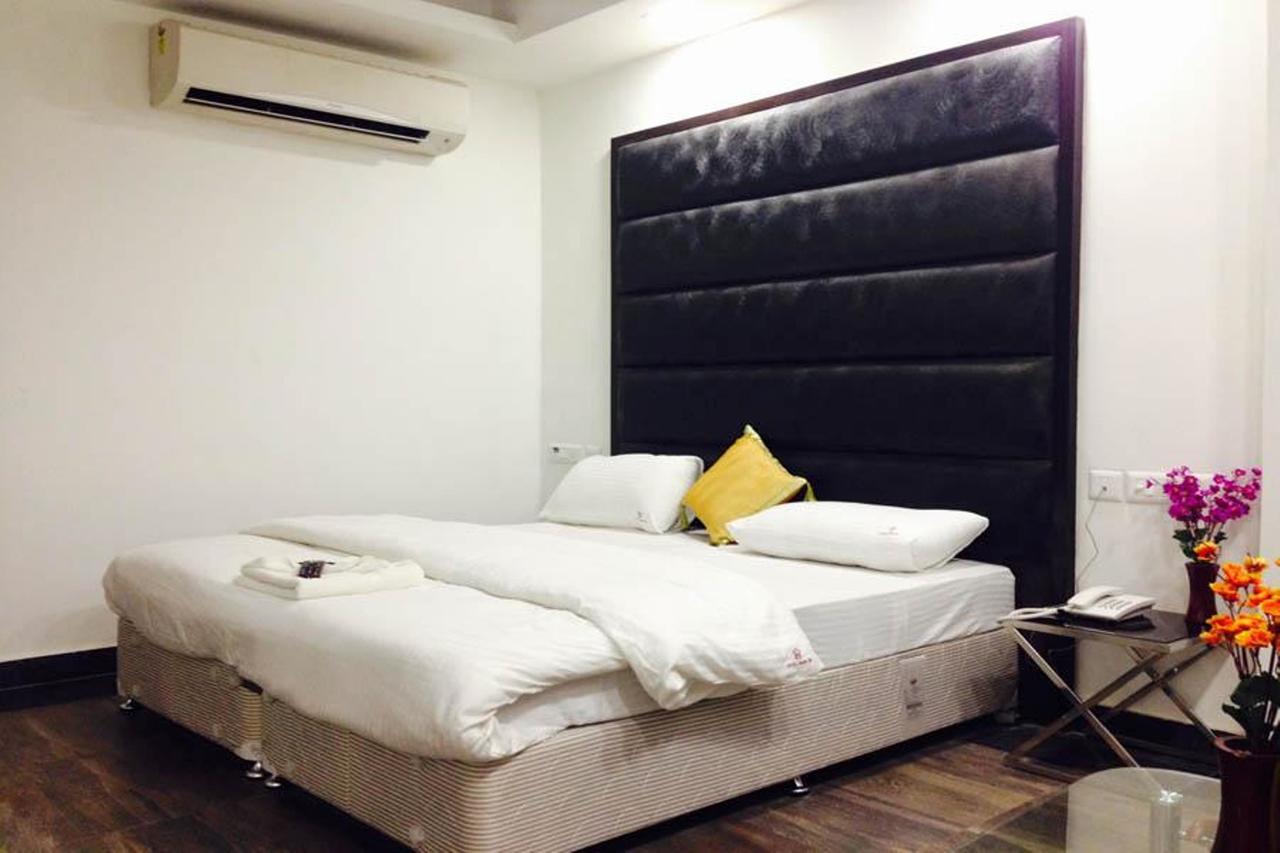 Hotel Saya Deluxe Near New Delhi Railway Station ' Dış mekan fotoğraf